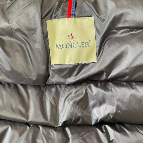 Aristio Short Down Jacket - Picture 14 of 14